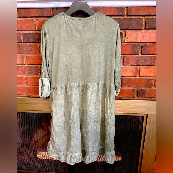 🛍️Baba green long sleeve/ rolled up sleeve high-low dress one size - Picture 7 of 7